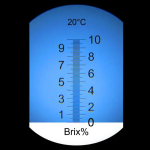 Refractometers PCE Instruments PCE-010 Handheld Brix Refractometer 0-10% Brix